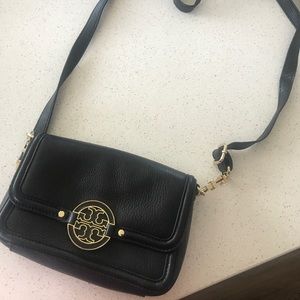 Cross body Tory Burch purse